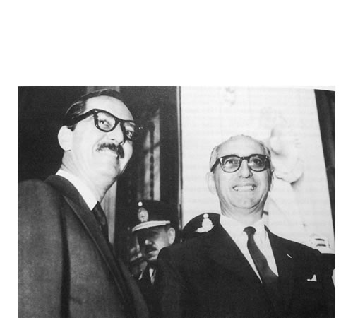 El presidente de Brasil Jânio Quadros junto a Arturo Frondizi el 21 de abril de 1961 en Uruguayana.